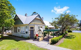 The Old Bank Gladstone Licensed Restaurant & Boutique Accommodation